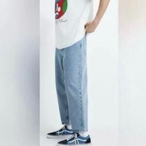 BDG men’s Bow Fit Light Wash Taper Jean Sz 32/32